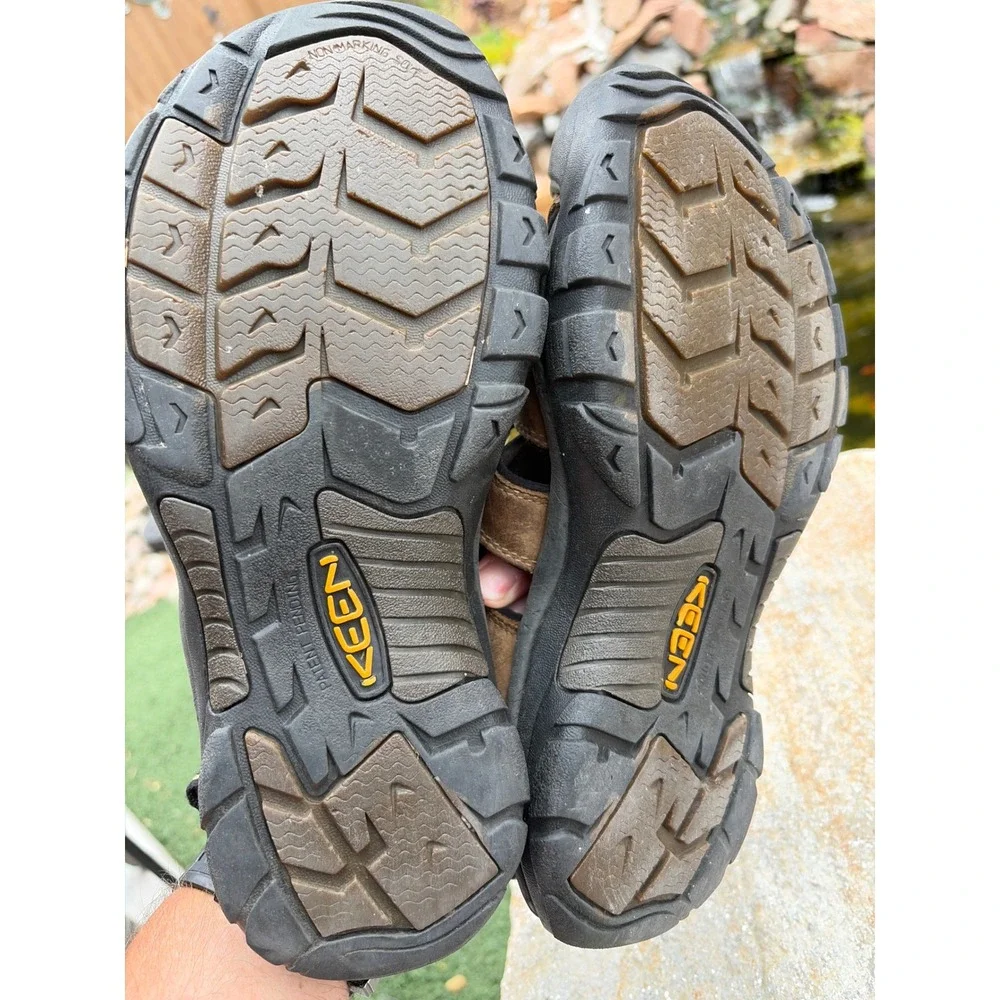 Keen Newport H2 Mens Brown Leather Waterproof Hiking Sandals Size 10.5